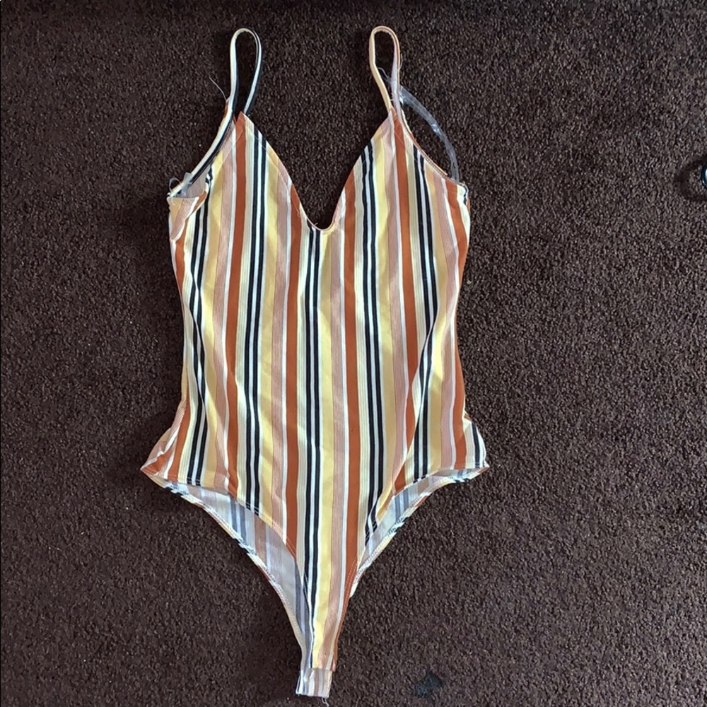 Body suit - Picture 2 of 4